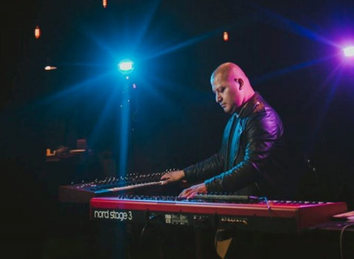 Entrevista con Abel Mendoza, Creador de «Worship Essentials»